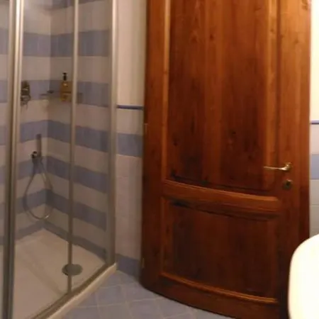 Capanna 1826 * Сан-Джиминьяно