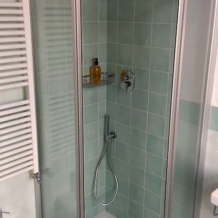 Capanna 1826 * سان جيمينيانو